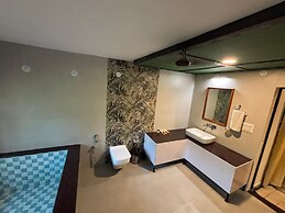 Wilderness camp Resort Pench