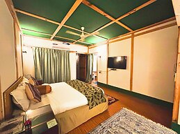 Wilderness camp Resort Pench