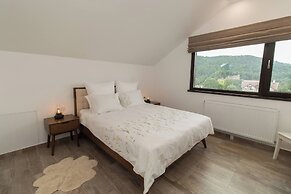 Mountain Valley View
