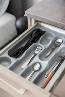 Velvet Luxury Studios in the City Center by BiNobi!