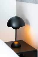 Velvet Luxury Studios in the City Center by BiNobi!