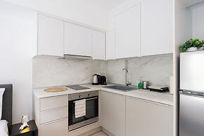 Velvet Luxury Studios in the City Center by BiNobi!