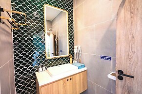 Luxury 4 Br Cherry Villa - Novaworld PT