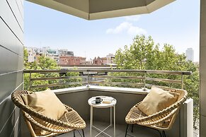 Sardenya Apartment by Olala Homes