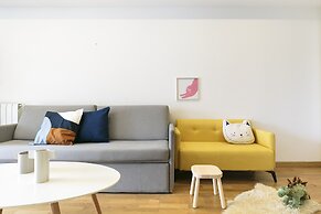 Sardenya Apartment by Olala Homes