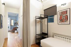 Señor Urgell Apartment By Olala Homes