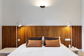 Señor Urgell Apartment By Olala Homes