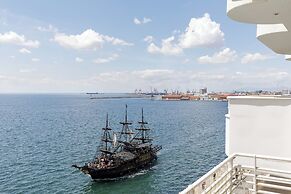 Infinity & Beyond seafront apartments