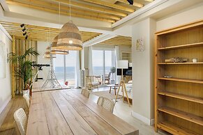 Infinity & Beyond seafront apartments