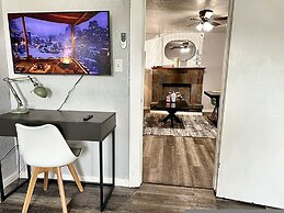 Budget Friendly Studio With Wifi Smart TV 32C