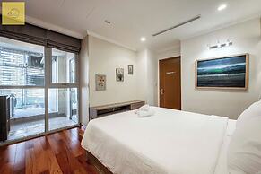 Landmark 81 Magical Tower Apartment