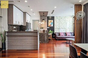 Landmark 81 Magical Tower Apartment