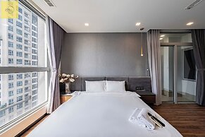 Landmark 81 Magical Tower Apartment