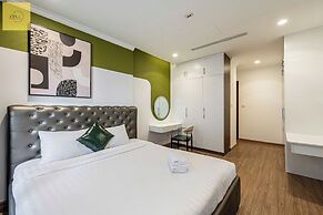 Landmark 81 Magical Tower Apartment