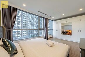 Landmark 81 Magical Tower Apartment