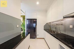 Landmark 81 Magical Tower Apartment