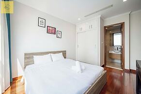 Landmark 81 Magical Tower Apartment