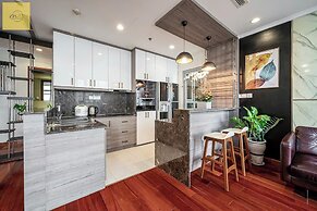 Landmark 81 Magical Tower Apartment