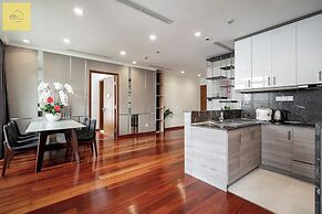 Landmark 81 Magical Tower Apartment