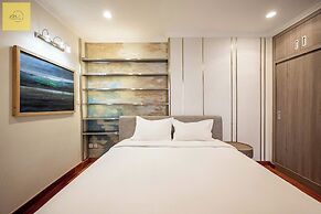 Landmark 81 Magical Tower Apartment