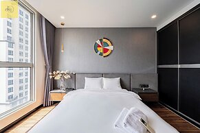 Landmark 81 Magical Tower Apartment