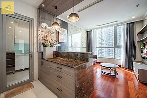 Landmark 81 Magical Tower Apartment