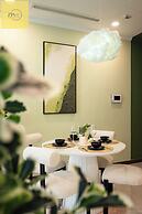 Landmark 81 Magical Tower Apartment