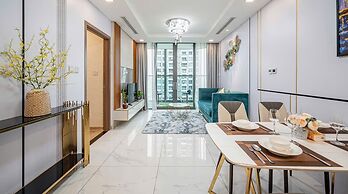 Landmark 81 Magical Tower Apartment