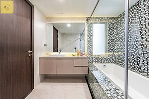 Landmark 81 Magical Tower Apartment