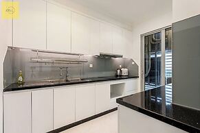 Landmark 81 Magical Tower Apartment