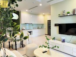 Landmark 81 Magical Tower Apartment