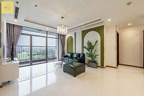 Landmark 81 Magical Tower Apartment