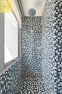 Landmark 81 Magical Tower Apartment