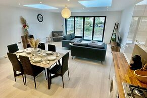 Beautiful 3 bed Apartment in Cambridge - Sleeps 7