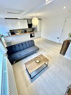 Cambridge Cozy 2 Bedroom Apartment 5 Sleep