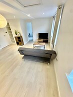 Cambridge Cozy 2 Bedroom Apartment 5 Sleep