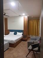 Hotel Prakhyat