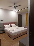 Hotel Prakhyat