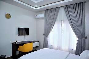 Lush Meadows Apartments