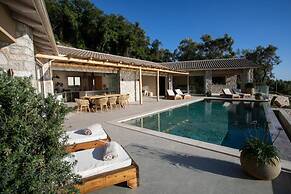 Villa Elysium Parga Luxury Detached Property in Private Grounds