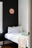 Prime Location Top Rated Clean Parking Free