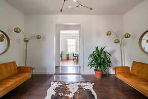 Prime Location Top Rated Clean Parking Free