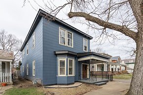 Prime Location Top Rated Clean Parking Free