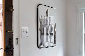 Prime Location Top Rated Clean Parking Free