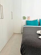 Azure Loft - 3min Walk to Beach, 10min to Old Town