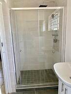 5 bed Villa in the Heart of Vainona - 2282