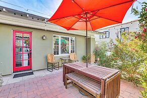 1 Mi to Dtwn: Updated Guesthouse in Phoenix!