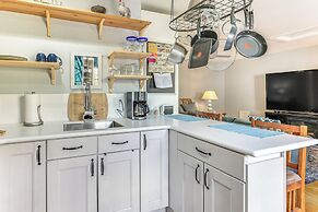 1 Mi to Dtwn: Updated Guesthouse in Phoenix!