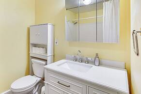 1 Mi to Dtwn: Updated Guesthouse in Phoenix!