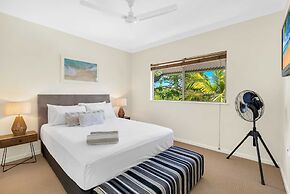 Palm View- 9 Pools BBQ Gym